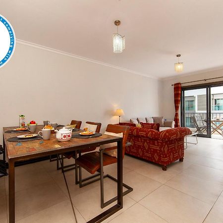 B04 - Luxury 2 Bed W Terrace Pool Apartment Lagos Bagian luar foto