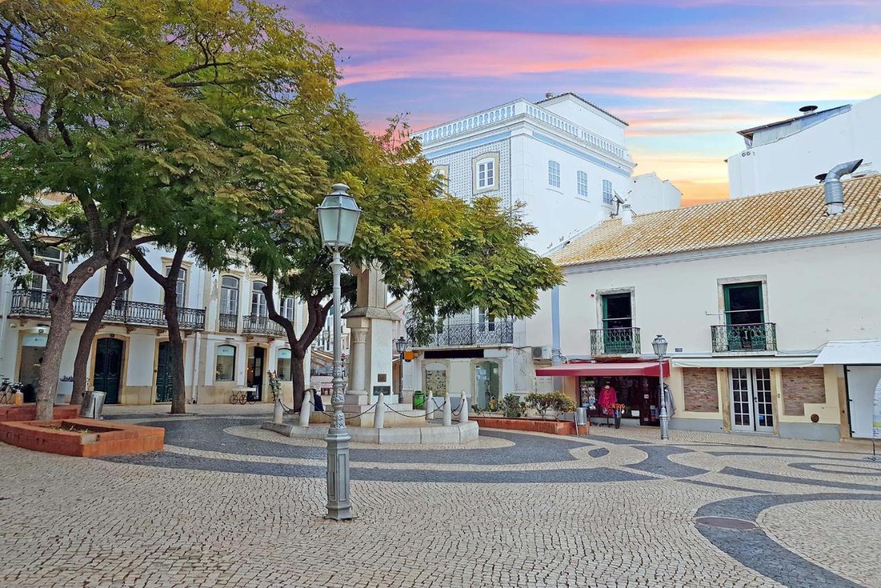 B04 - Luxury 2 Bed W Terrace Pool Apartment Lagos Bagian luar foto