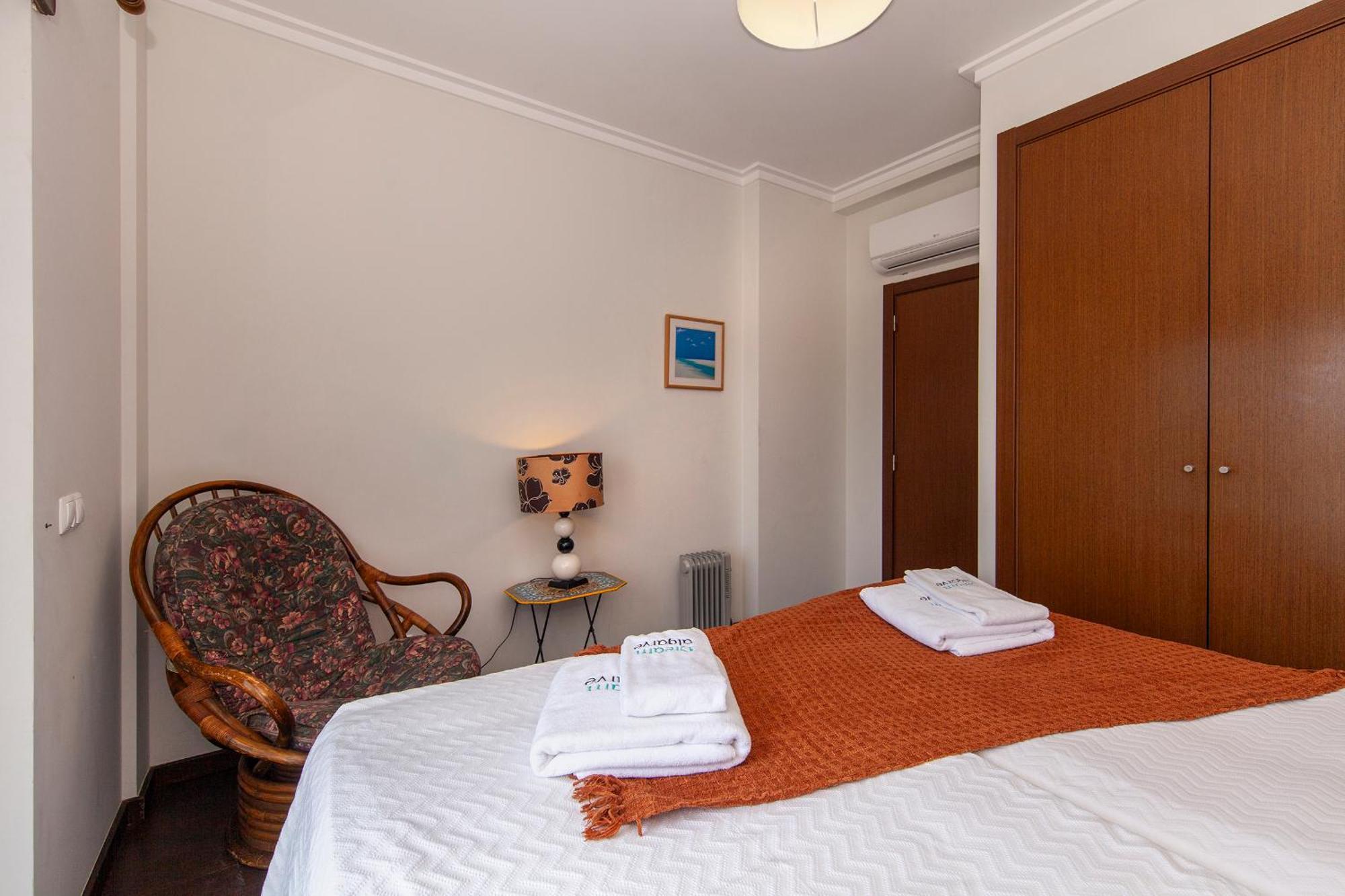 B04 - Luxury 2 Bed W Terrace Pool Apartment Lagos Bagian luar foto