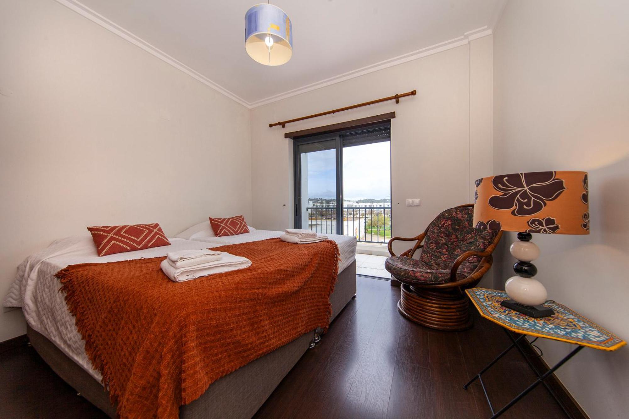 B04 - Luxury 2 Bed W Terrace Pool Apartment Lagos Bagian luar foto
